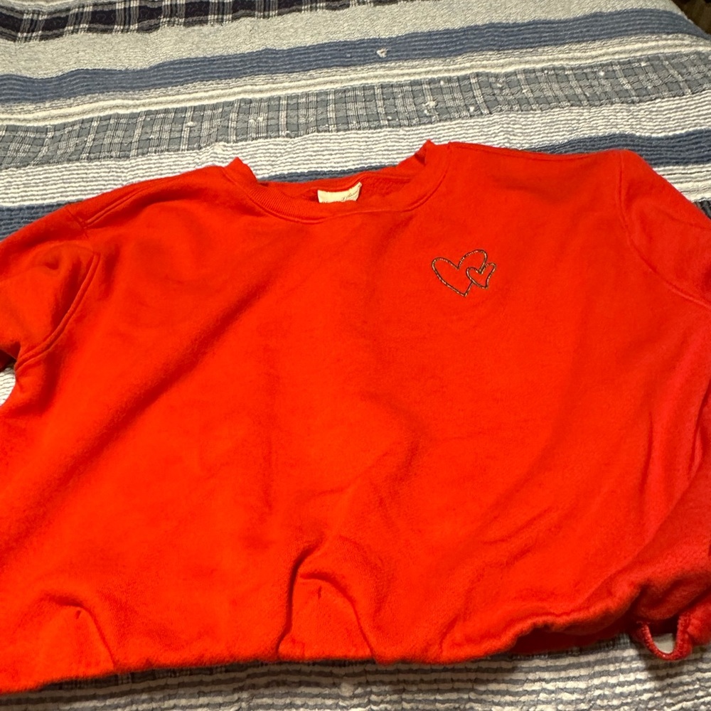 Red sweatshirt - Picture 3 of 3